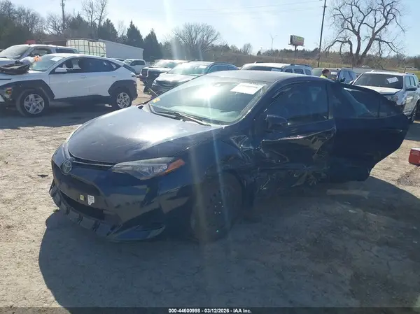 2T1BURHE6HC918533 2017 TOYOTA COROLLA - Image 2