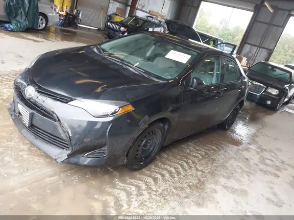 2T1BURHE6HC921626 2017 TOYOTA COROLLA - Image 2