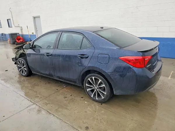 2T1BURHE6HC922811 2017 TOYOTA COROLLA - Image 2