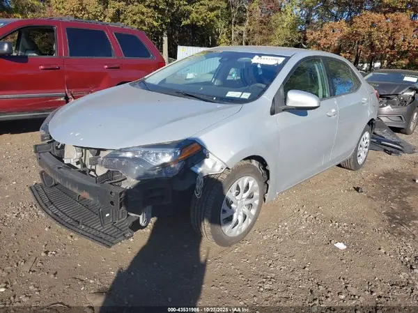 2T1BURHE6HC924994 2017 TOYOTA COROLLA - Image 2