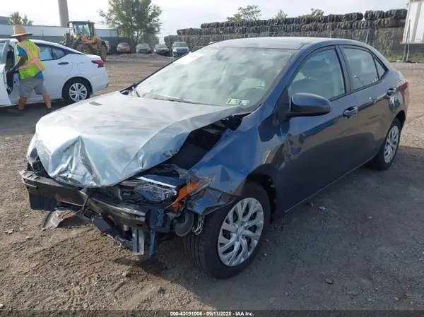 2T1BURHE6HC935896 2017 TOYOTA COROLLA - Image 2
