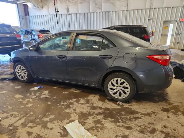 2T1BURHE6HC940385 2017 TOYOTA COROLLA - Image 2