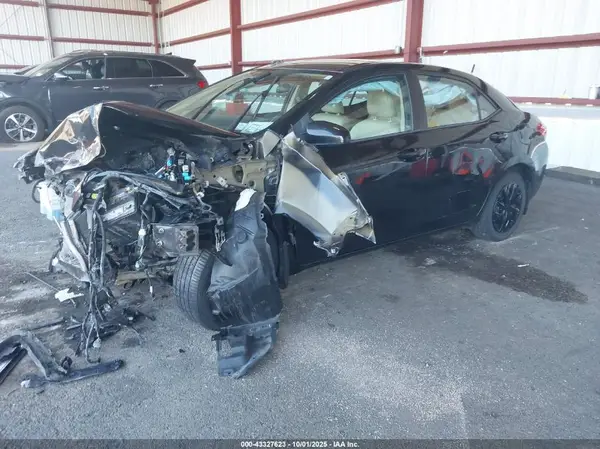 2T1BURHE6HC942816 2017 TOYOTA COROLLA - Image 2
