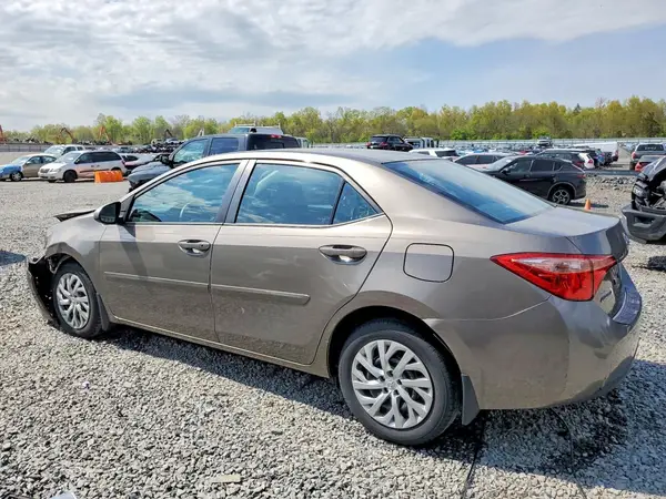 2T1BURHE6HC944873 2017 TOYOTA COROLLA - Image 2