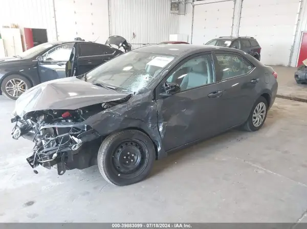 2T1BURHE6HC948471 2017 TOYOTA COROLLA - Image 2