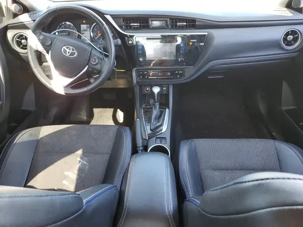 2T1BURHE6HC950267 2017 TOYOTA COROLLA - Image 8