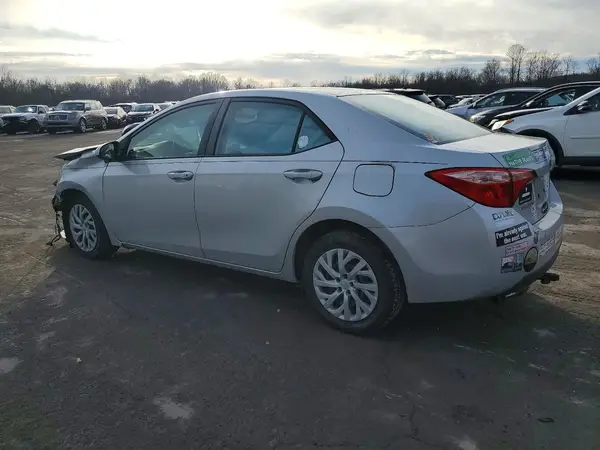 2T1BURHE6HC952312 2017 TOYOTA COROLLA - Image 2