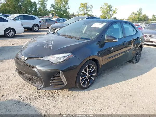2T1BURHE6HC955212 2017 TOYOTA COROLLA - Image 2