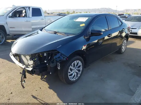 2T1BURHE6HC958708 2017 TOYOTA COROLLA - Image 2