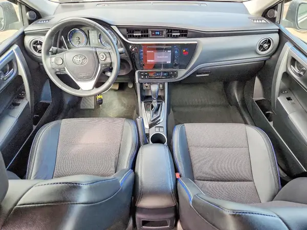 2T1BURHE6JC000805 2018 TOYOTA COROLLA - Image 8