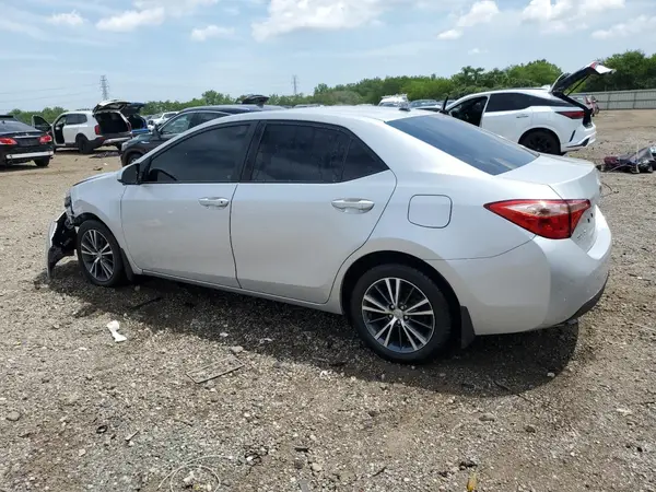 2T1BURHE6JC004496 2018 TOYOTA COROLLA - Image 2