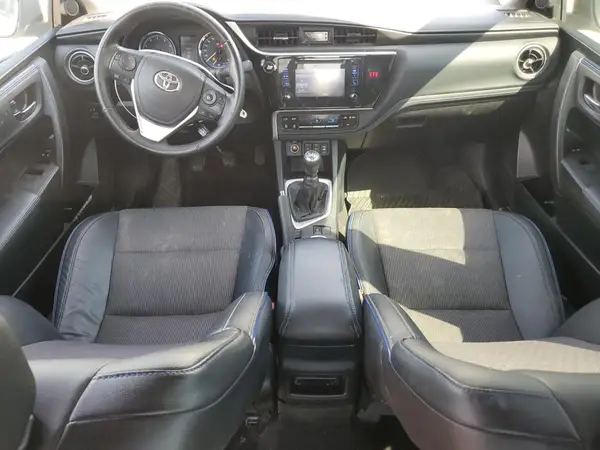 2T1BURHE6JC005907 2018 TOYOTA COROLLA - Image 8