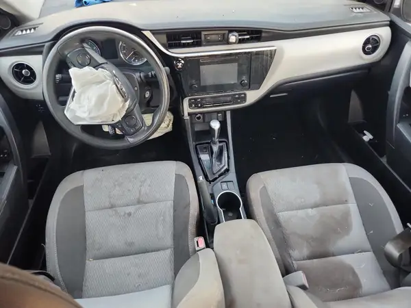 2T1BURHE6JC006054 2018 TOYOTA COROLLA - Image 8