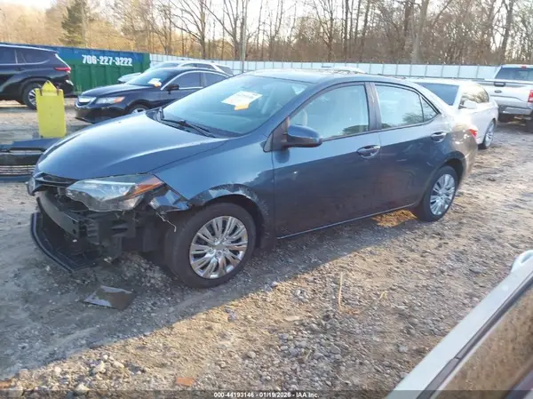 2T1BURHE6JC007835 2018 TOYOTA COROLLA - Image 2
