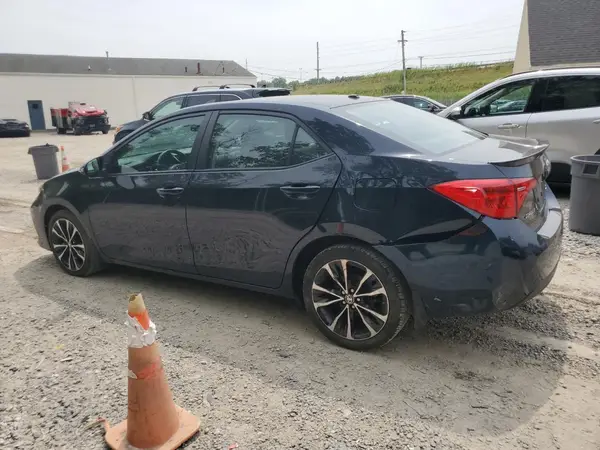 2T1BURHE6JC010122 2018 TOYOTA COROLLA - Image 2