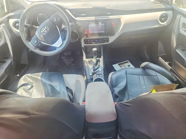2T1BURHE6JC013070 2018 TOYOTA COROLLA - Image 8