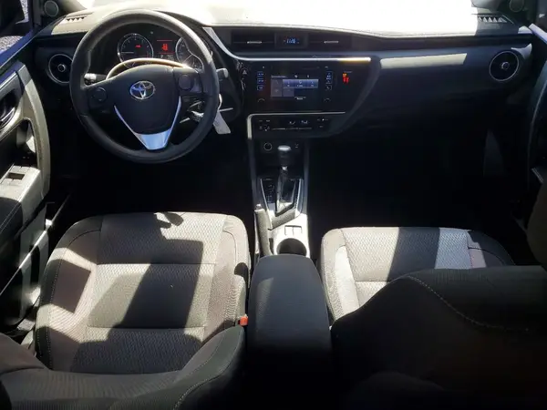 2T1BURHE6JC015871 2018 TOYOTA COROLLA - Image 8