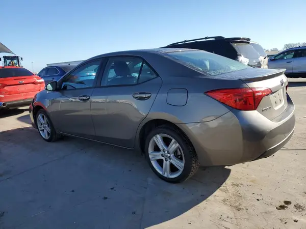 2T1BURHE6JC016423 2018 TOYOTA COROLLA - Image 2
