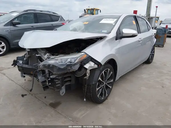 2T1BURHE6JC016647 2018 TOYOTA COROLLA - Image 2