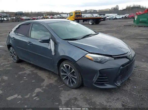 2T1BURHE6JC016972 2018 TOYOTA COROLLA - Image 1
