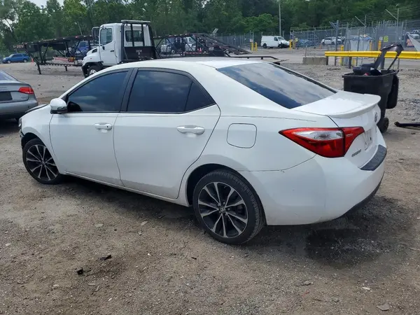 2T1BURHE6JC018754 2018 TOYOTA COROLLA - Image 2