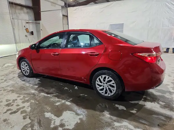 2T1BURHE6JC018849 2018 TOYOTA COROLLA - Image 2