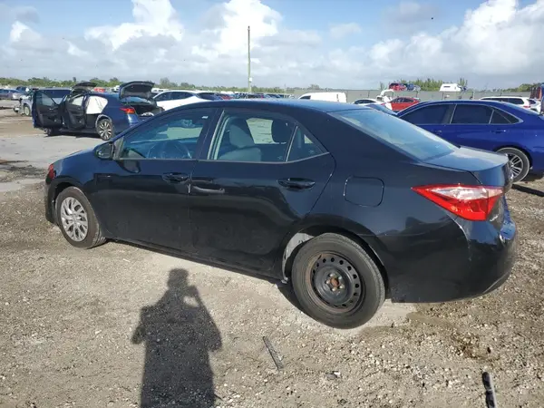 2T1BURHE6JC019919 2018 TOYOTA COROLLA - Image 2