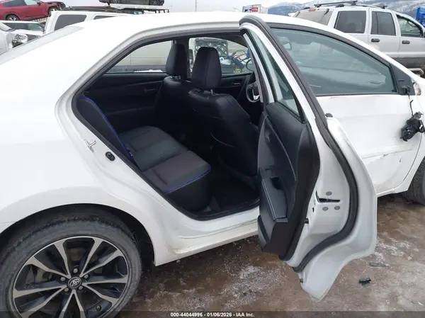 2T1BURHE6JC020360 2018 TOYOTA COROLLA - Image 8