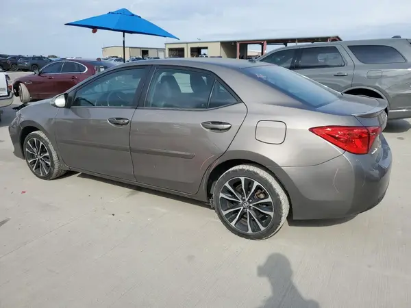 2T1BURHE6JC025090 2018 TOYOTA COROLLA - Image 2