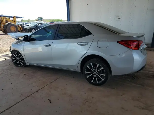 2T1BURHE6JC025400 2018 TOYOTA COROLLA - Image 2