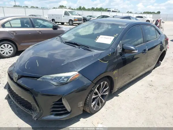 2T1BURHE6JC025638 2018 TOYOTA COROLLA - Image 2