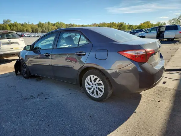 2T1BURHE6JC026885 2018 TOYOTA COROLLA - Image 2