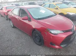 2T1BURHE6JC028832 2018 TOYOTA COROLLA