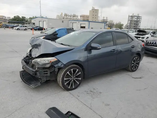 2T1BURHE6JC032315 2018 TOYOTA COROLLA - Image 1