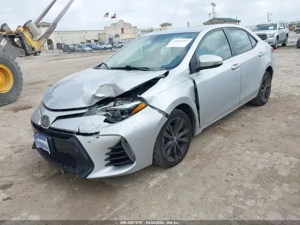 2T1BURHE6JC033531 2018 TOYOTA COROLLA - Image 2
