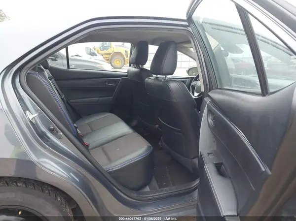 2T1BURHE6JC033920 2018 TOYOTA COROLLA - Image 8