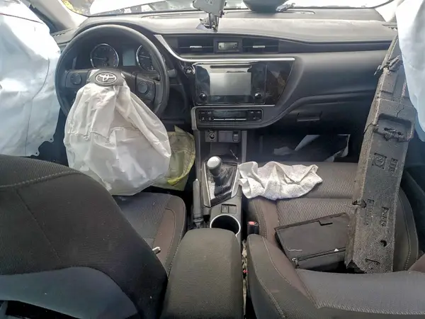 2T1BURHE6JC038079 2018 TOYOTA COROLLA - Image 8