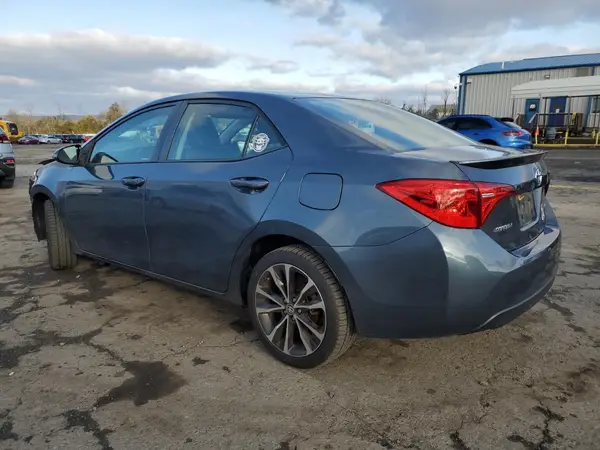 2T1BURHE6JC039233 2018 TOYOTA COROLLA - Image 2