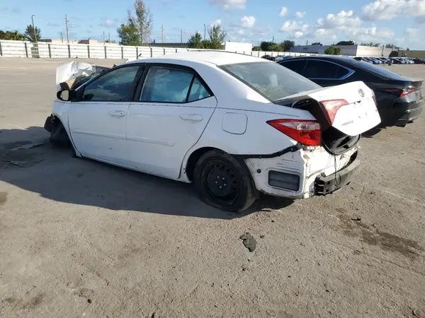 2T1BURHE6JC043671 2018 TOYOTA COROLLA - Image 2