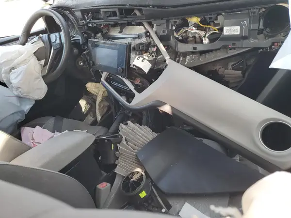 2T1BURHE6JC043671 2018 TOYOTA COROLLA - Image 8