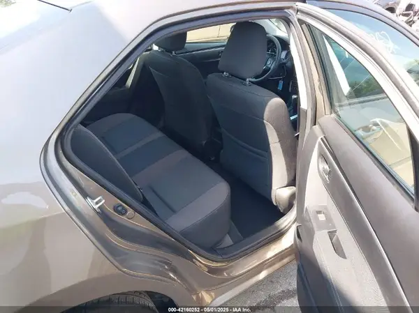 2T1BURHE6JC044223 2018 TOYOTA COROLLA - Image 8