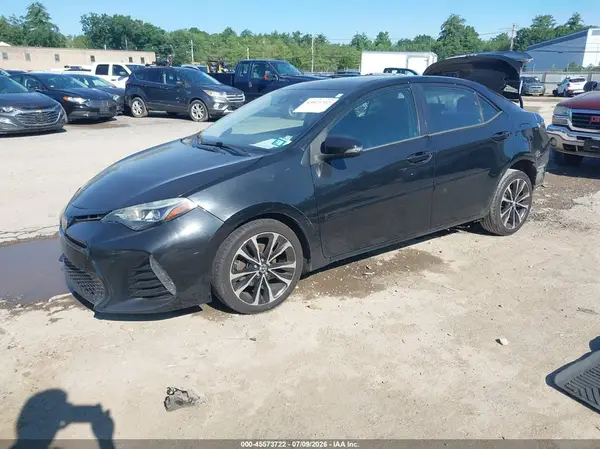 2T1BURHE6JC050278 2018 TOYOTA COROLLA - Image 2