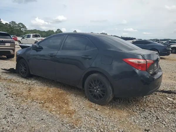 2T1BURHE6JC050457 2018 TOYOTA COROLLA - Image 2