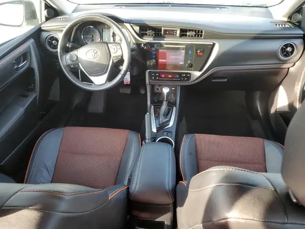 2T1BURHE6JC053889 2018 TOYOTA COROLLA - Image 8