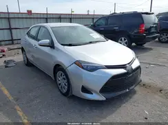 2T1BURHE6JC057621 2018 TOYOTA COROLLA