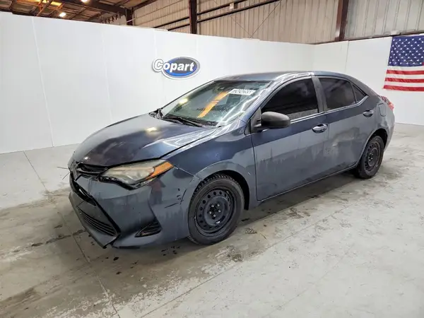 2T1BURHE6JC058784 2018 TOYOTA COROLLA - Image 1