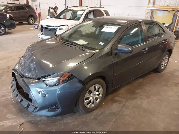 2T1BURHE6JC060342 2018 TOYOTA COROLLA - Image 2