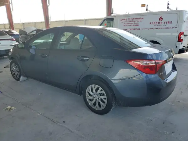 2T1BURHE6JC060664 2018 TOYOTA COROLLA - Image 2