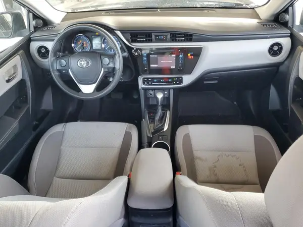 2T1BURHE6JC060664 2018 TOYOTA COROLLA - Image 8