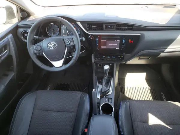 2T1BURHE6JC063760 2018 TOYOTA COROLLA - Image 8